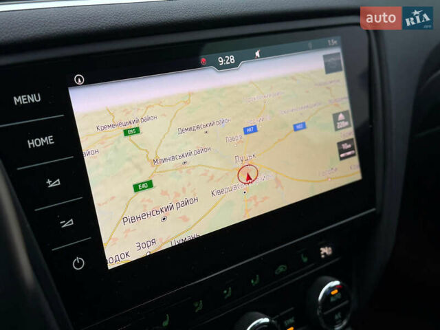 Зелений Шкода Октавія, об'ємом двигуна 1.6 л та пробігом 207 тис. км за 14850 $, фото 35 на Automoto.ua