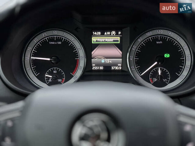 Зелений Шкода Октавія, об'ємом двигуна 2 л та пробігом 250 тис. км за 14888 $, фото 24 на Automoto.ua