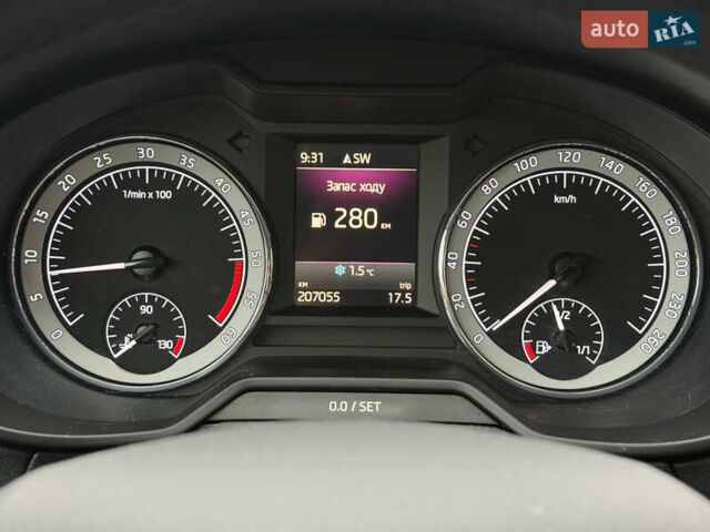 Зелений Шкода Октавія, об'ємом двигуна 1.6 л та пробігом 207 тис. км за 14850 $, фото 38 на Automoto.ua