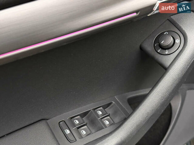 Зелений Шкода Октавія, об'ємом двигуна 1.6 л та пробігом 207 тис. км за 14850 $, фото 24 на Automoto.ua