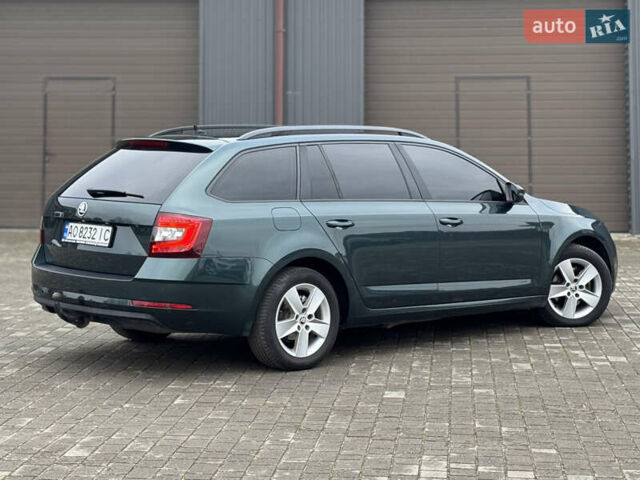 Зелений Шкода Октавія, об'ємом двигуна 2 л та пробігом 250 тис. км за 14888 $, фото 9 на Automoto.ua