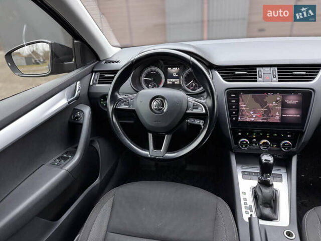 Зелений Шкода Октавія, об'ємом двигуна 2 л та пробігом 250 тис. км за 14888 $, фото 19 на Automoto.ua