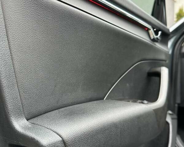 Зеленый Шкода Октавия, объемом двигателя 2 л и пробегом 182 тыс. км за 19500 $, фото 111 на Automoto.ua