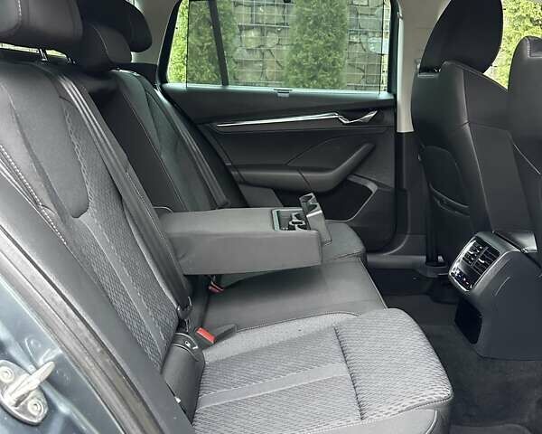 Зеленый Шкода Октавия, объемом двигателя 2 л и пробегом 182 тыс. км за 19500 $, фото 135 на Automoto.ua