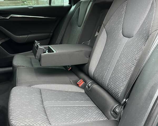 Зеленый Шкода Октавия, объемом двигателя 2 л и пробегом 182 тыс. км за 19500 $, фото 128 на Automoto.ua