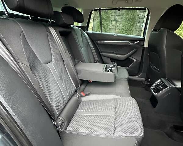 Зеленый Шкода Октавия, объемом двигателя 2 л и пробегом 182 тыс. км за 19500 $, фото 136 на Automoto.ua