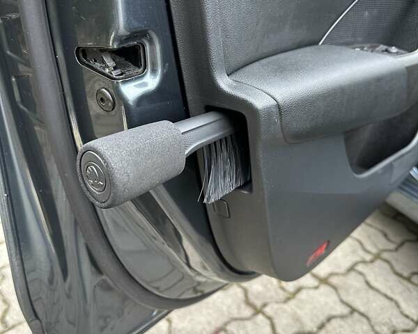 Зеленый Шкода Октавия, объемом двигателя 2 л и пробегом 182 тыс. км за 19500 $, фото 115 на Automoto.ua