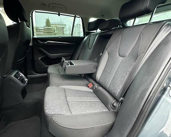 Зеленый Шкода Октавия, объемом двигателя 2 л и пробегом 182 тыс. км за 19500 $, фото 129 на Automoto.ua