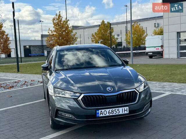 Шкода Октавия 2021 в Мукачеве на Automoto.ua Зеленый Шкода Октавия, объемом двигателя 1.4 л и пробегом 50 тыс. км за 26999 $, фото 10 на Automoto.ua