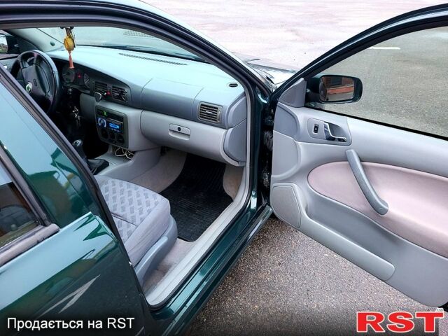 Зеленый Шкода Октавия, объемом двигателя 1.8 л и пробегом 3 тыс. км за 4500 $, фото 7 на Automoto.ua