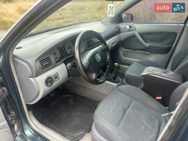 Зелений Шкода Октавія, об'ємом двигуна 1.6 л та пробігом 300 тис. км за 2600 $, фото 24 на Automoto.ua