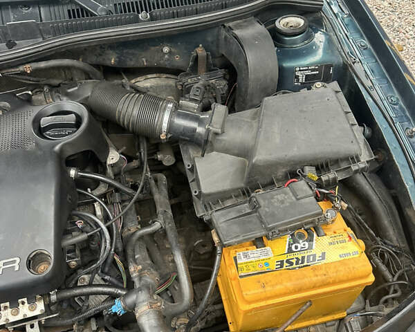 Зелений Шкода Октавія, об'ємом двигуна 1.6 л та пробігом 300 тис. км за 2600 $, фото 28 на Automoto.ua