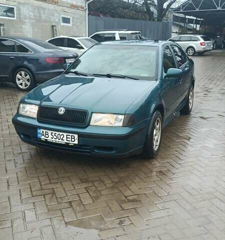 Зеленый Шкода Октавия, объемом двигателя 1.6 л и пробегом 400 тыс. км за 2900 $, фото 6 на Automoto.ua