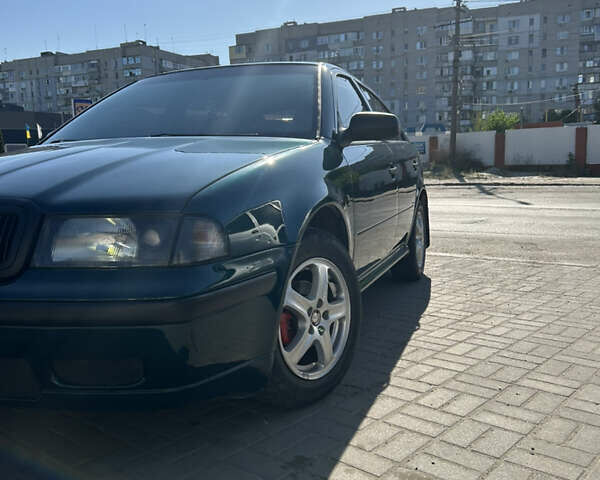 Зеленый Шкода Октавия, объемом двигателя 1.6 л и пробегом 296 тыс. км за 3100 $, фото 8 на Automoto.ua