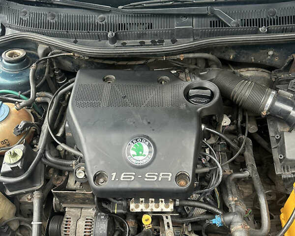 Зелений Шкода Октавія, об'ємом двигуна 1.6 л та пробігом 300 тис. км за 2600 $, фото 26 на Automoto.ua