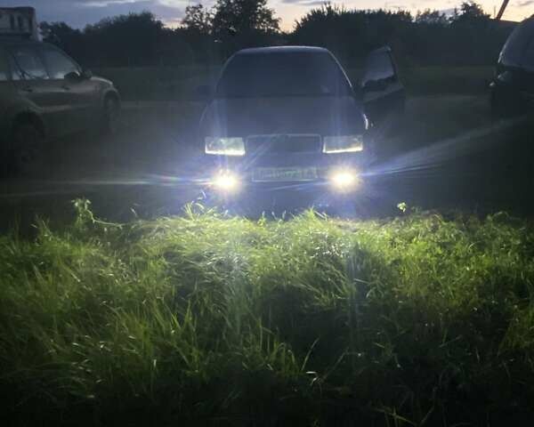 Зелений Шкода Октавія, об'ємом двигуна 1.9 л та пробігом 306 тис. км за 4000 $, фото 1 на Automoto.ua