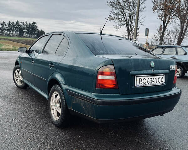 Зеленый Шкода Октавия, объемом двигателя 1.6 л и пробегом 260 тыс. км за 3750 $, фото 8 на Automoto.ua