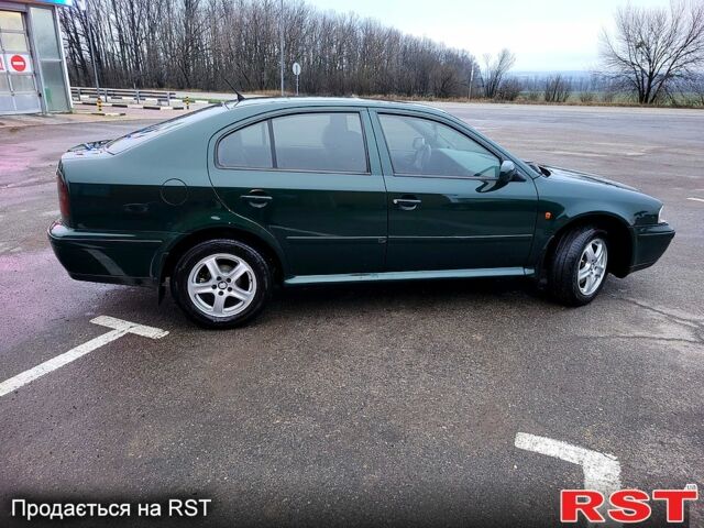 Зеленый Шкода Октавия, объемом двигателя 1.8 л и пробегом 3 тыс. км за 4500 $, фото 3 на Automoto.ua