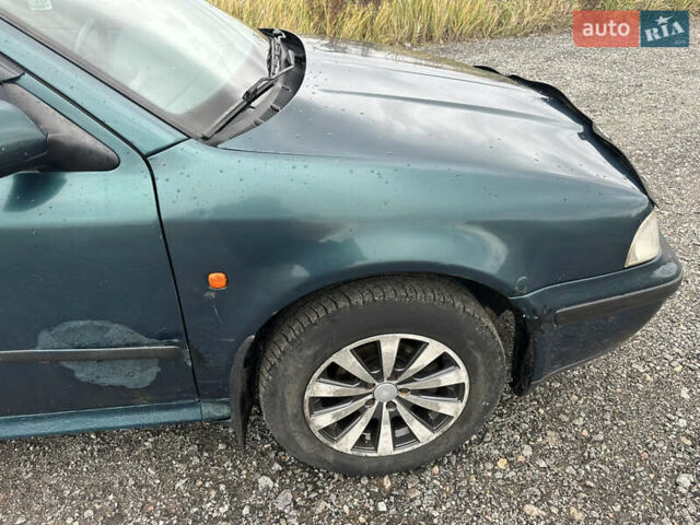 Зелений Шкода Октавія, об'ємом двигуна 1.6 л та пробігом 300 тис. км за 2600 $, фото 6 на Automoto.ua