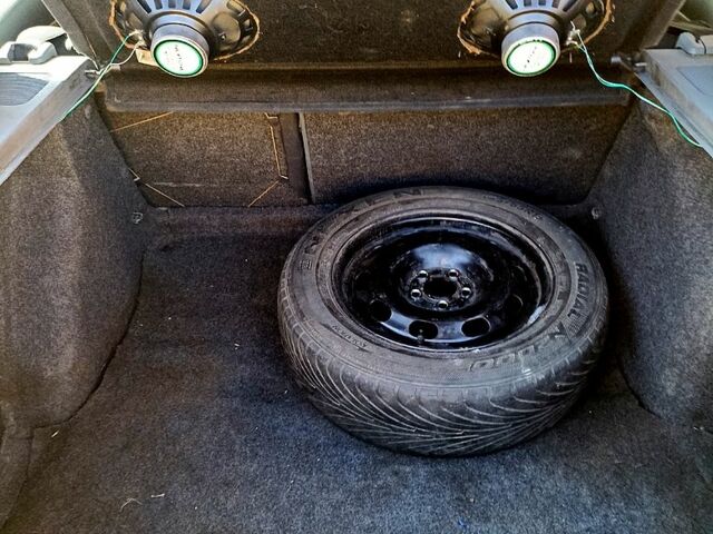 Зеленый Шкода Октавия, объемом двигателя 1.8 л и пробегом 100 тыс. км за 3000 $, фото 5 на Automoto.ua