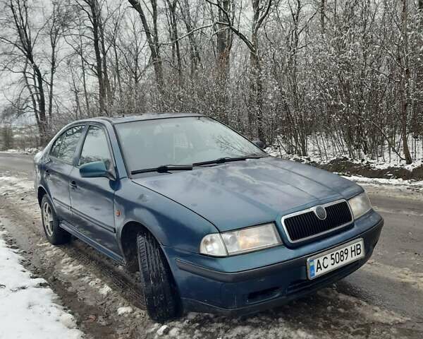 Зеленый Шкода Октавия, объемом двигателя 1.78 л и пробегом 360 тыс. км за 2400 $, фото 4 на Automoto.ua