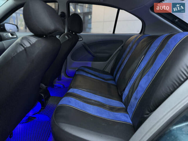 Зелений Шкода Октавія, об'ємом двигуна 1.6 л та пробігом 290 тис. км за 3990 $, фото 8 на Automoto.ua