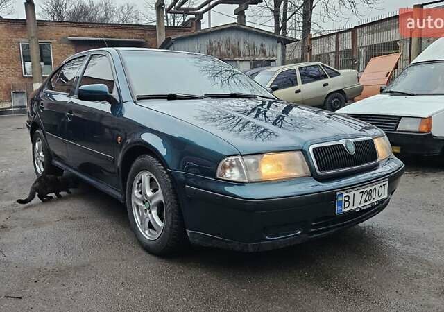 Зеленый Шкода Октавия, объемом двигателя 1.78 л и пробегом 557 тыс. км за 3650 $, фото 6 на Automoto.ua