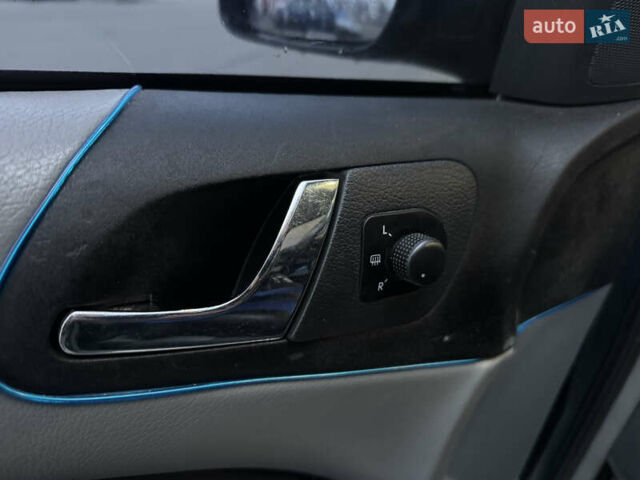 Зелений Шкода Октавія, об'ємом двигуна 1.6 л та пробігом 290 тис. км за 3990 $, фото 14 на Automoto.ua