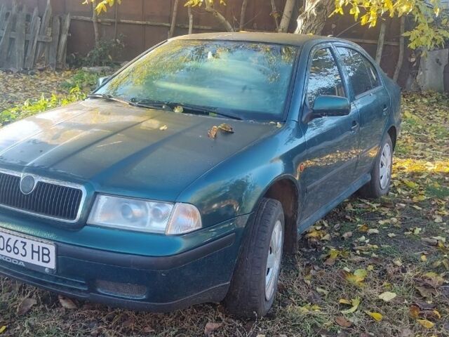 Шкода Октавия 1999 в Николаеве на Automoto.ua Зеленый Шкода Октавия, объемом двигателя 1.6 л и пробегом 300 тыс. км за 1700 $, фото 1 на Automoto.ua