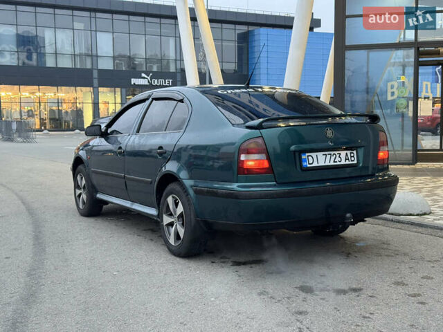 Зелений Шкода Октавія, об'ємом двигуна 1.6 л та пробігом 290 тис. км за 3990 $, фото 5 на Automoto.ua