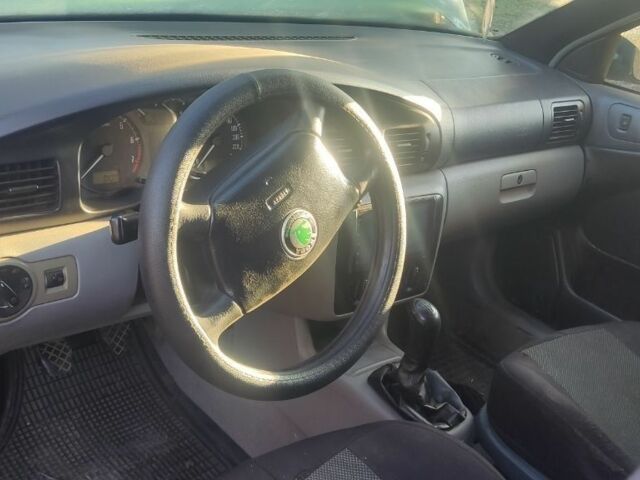 Шкода Октавия 1999 в Николаеве на Automoto.ua Зеленый Шкода Октавия, объемом двигателя 1.6 л и пробегом 300 тыс. км за 1700 $, фото 3 на Automoto.ua