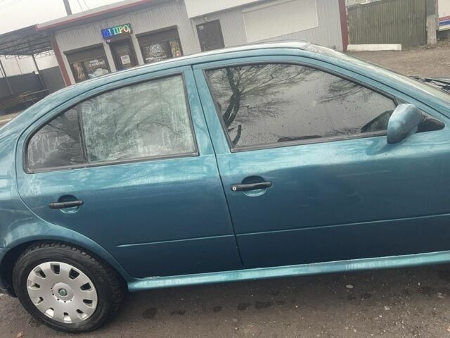 Зелений Шкода Октавія, об'ємом двигуна 1.6 л та пробігом 300 тис. км за 3000 $, фото 4 на Automoto.ua