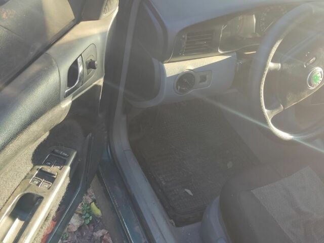 Шкода Октавия 1999 в Николаеве на Automoto.ua Зеленый Шкода Октавия, объемом двигателя 1.6 л и пробегом 300 тыс. км за 1700 $, фото 2 на Automoto.ua