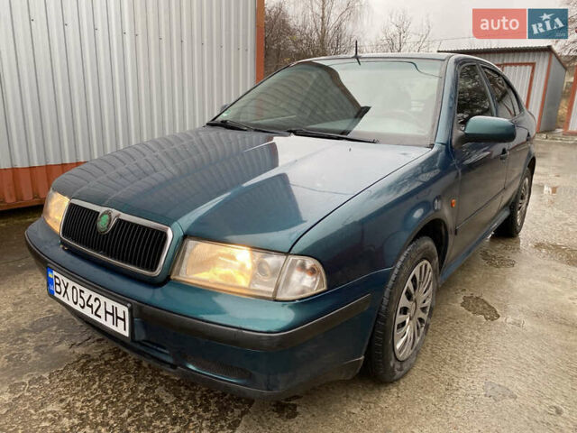 Зеленый Шкода Октавия, объемом двигателя 1.6 л и пробегом 290 тыс. км за 2950 $, фото 12 на Automoto.ua