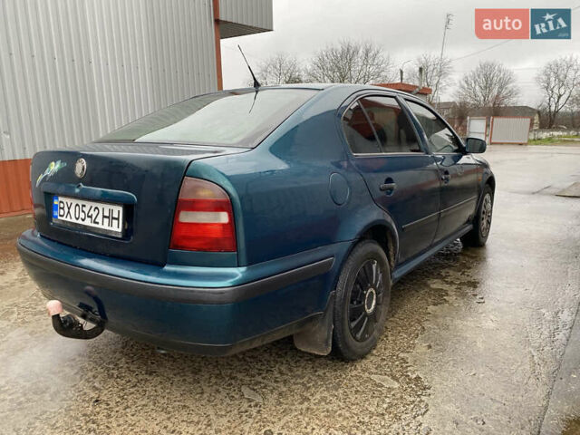 Зеленый Шкода Октавия, объемом двигателя 1.6 л и пробегом 290 тыс. км за 2950 $, фото 9 на Automoto.ua