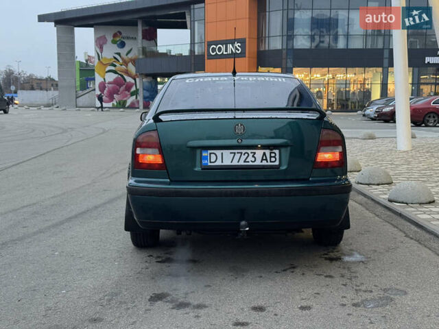 Зелений Шкода Октавія, об'ємом двигуна 1.6 л та пробігом 290 тис. км за 3990 $, фото 4 на Automoto.ua