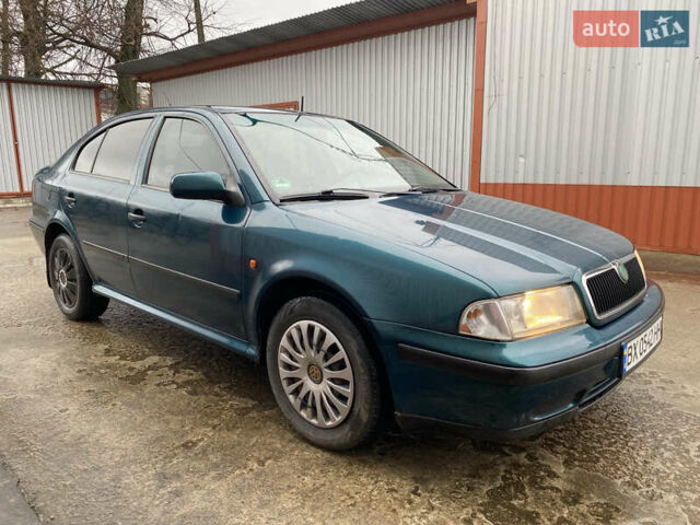 Зеленый Шкода Октавия, объемом двигателя 1.6 л и пробегом 290 тыс. км за 2950 $, фото 4 на Automoto.ua