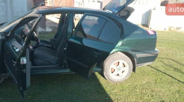 Зеленый Шкода Октавия, объемом двигателя 1.6 л и пробегом 290 тыс. км за 3300 $, фото 13 на Automoto.ua