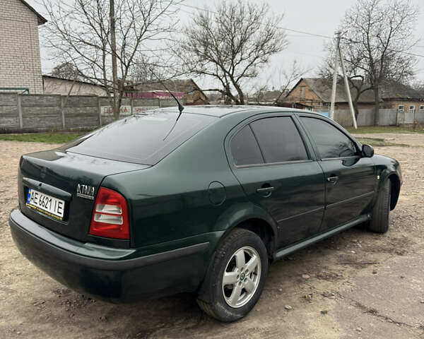 Зелений Шкода Октавія, об'ємом двигуна 1.98 л та пробігом 250 тис. км за 3800 $, фото 4 на Automoto.ua