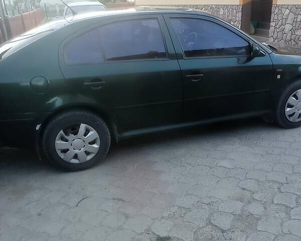 Зеленый Шкода Октавия, объемом двигателя 1.8 л и пробегом 240 тыс. км за 3900 $, фото 6 на Automoto.ua