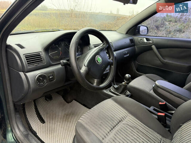 Зеленый Шкода Октавия, объемом двигателя 1.78 л и пробегом 323 тыс. км за 2900 $, фото 12 на Automoto.ua