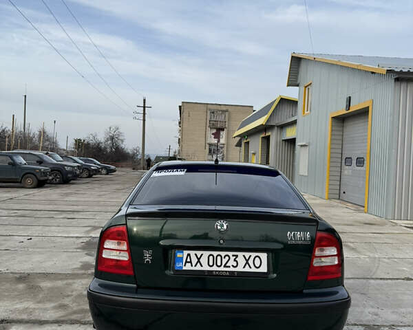 Зеленый Шкода Октавия, объемом двигателя 1.98 л и пробегом 235 тыс. км за 4700 $, фото 4 на Automoto.ua