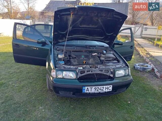 Зеленый Шкода Октавия, объемом двигателя 1.6 л и пробегом 290 тыс. км за 3300 $, фото 7 на Automoto.ua