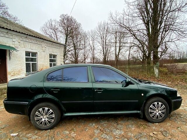 Зеленый Шкода Октавия, объемом двигателя 2 л и пробегом 300 тыс. км за 4300 $, фото 5 на Automoto.ua