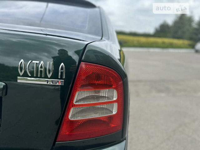 Зелений Шкода Октавія, об'ємом двигуна 1.6 л та пробігом 290 тис. км за 3750 $, фото 12 на Automoto.ua