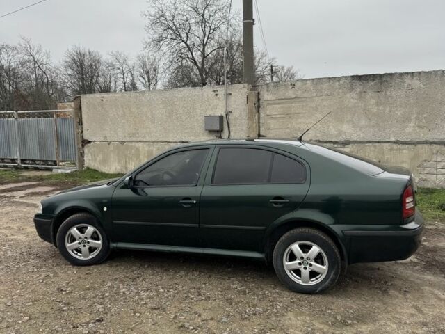 Зеленый Шкода Октавия, объемом двигателя 2 л и пробегом 250 тыс. км за 3800 $, фото 8 на Automoto.ua