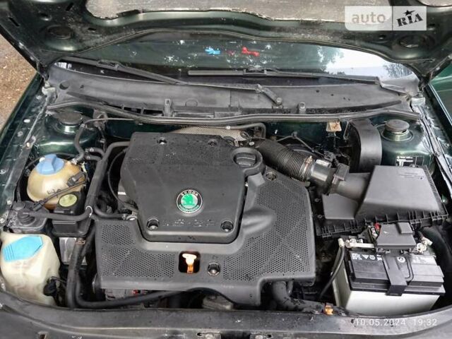Зелений Шкода Октавія, об'ємом двигуна 1.6 л та пробігом 380 тис. км за 3700 $, фото 7 на Automoto.ua