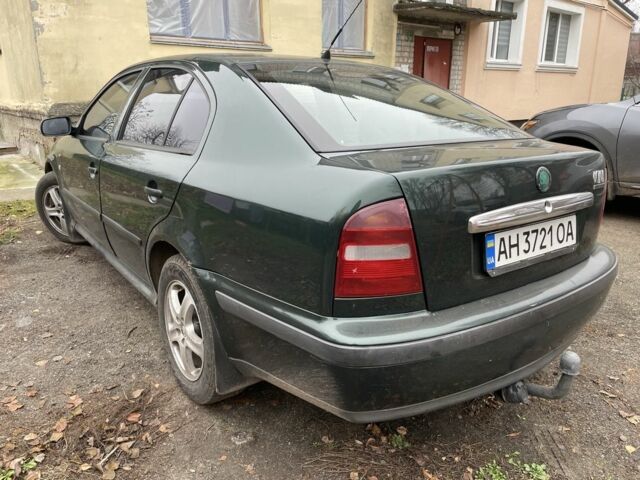 Зеленый Шкода Октавия, объемом двигателя 1.8 л и пробегом 245 тыс. км за 3100 $, фото 2 на Automoto.ua