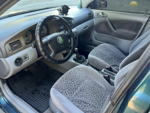 Зелений Шкода Октавія, об'ємом двигуна 1.9 л та пробігом 300 тис. км за 1750 $, фото 9 на Automoto.ua