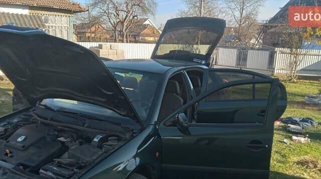 Зелений Шкода Октавія, об'ємом двигуна 1.6 л та пробігом 290 тис. км за 3300 $, фото 8 на Automoto.ua